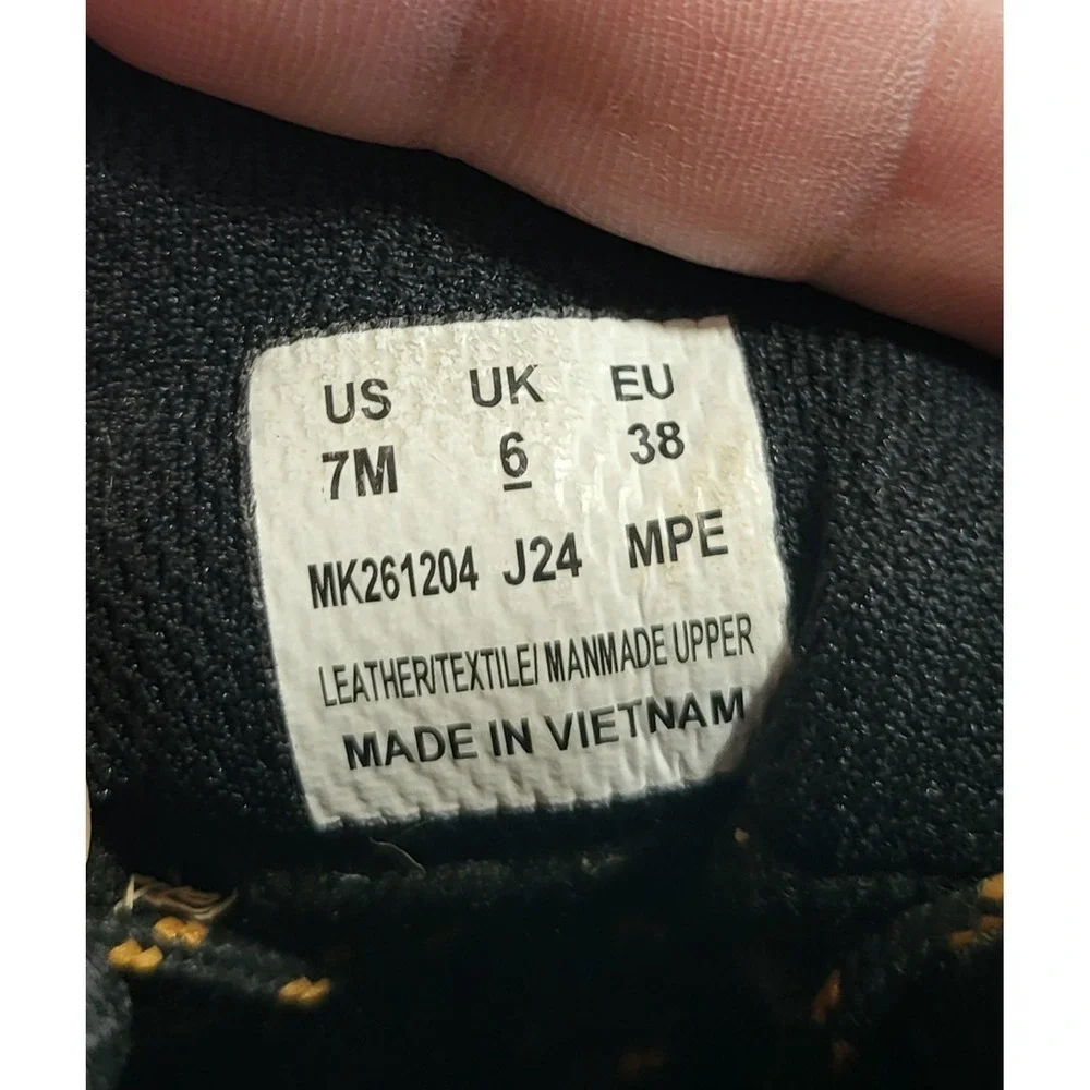 Merrell width are these